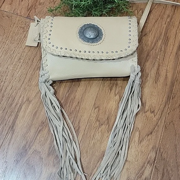 Idyllwind Fringed Leather Crossbody Bag - Picture 4 of 14